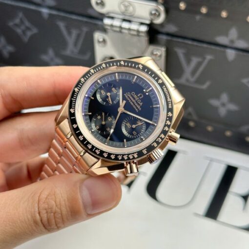 Omega Best Copies Watch SpeedMaster MoonWatch Rose Gold OM Factory 42mm - Image 4