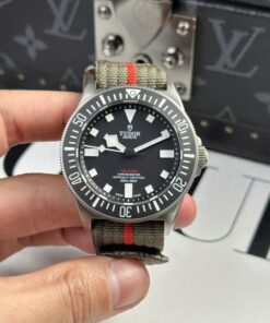 Alternative view of Tudor Pelagos FXD Best Clone Watch Dial Black Automatic Movement M+ Factory 42mm
