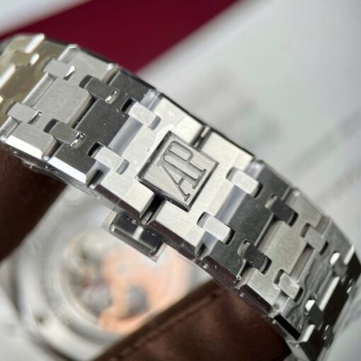 Audemars Piguet Replica Watch Royal Oak Chronogarph 26574ST Red Dial 41mm - Image 9