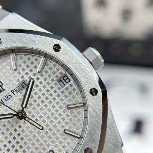 Audemars Piguet Royal Oak 15500 Replica Watch White Dial APS Factory 41mm - Image 7