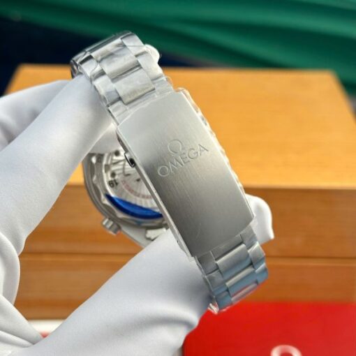 Omega Seamaster Planet Ocean 600M Replica Watch Metal Wire VS Factory 43.5mm - Image 10