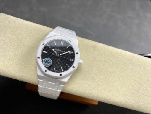 Audemars Piguet Royal Oak 15500 Dial Black Copies Watch White Ceramic APS Factory 41mm - Image 3
