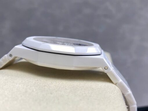 Audemars Piguet Royal Oak 15500 Best Copies Watch White Ceramic APS Factory 41mm - Image 8