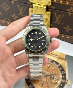 Tudor Replica Watch Black Bay Harrods M79230G Bezel Green ZF Factory 41mm