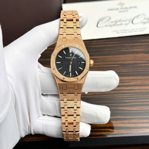 Audemars Piguet Replica Watches Royal Oak 67653OR Women Quartz Movement 34mm