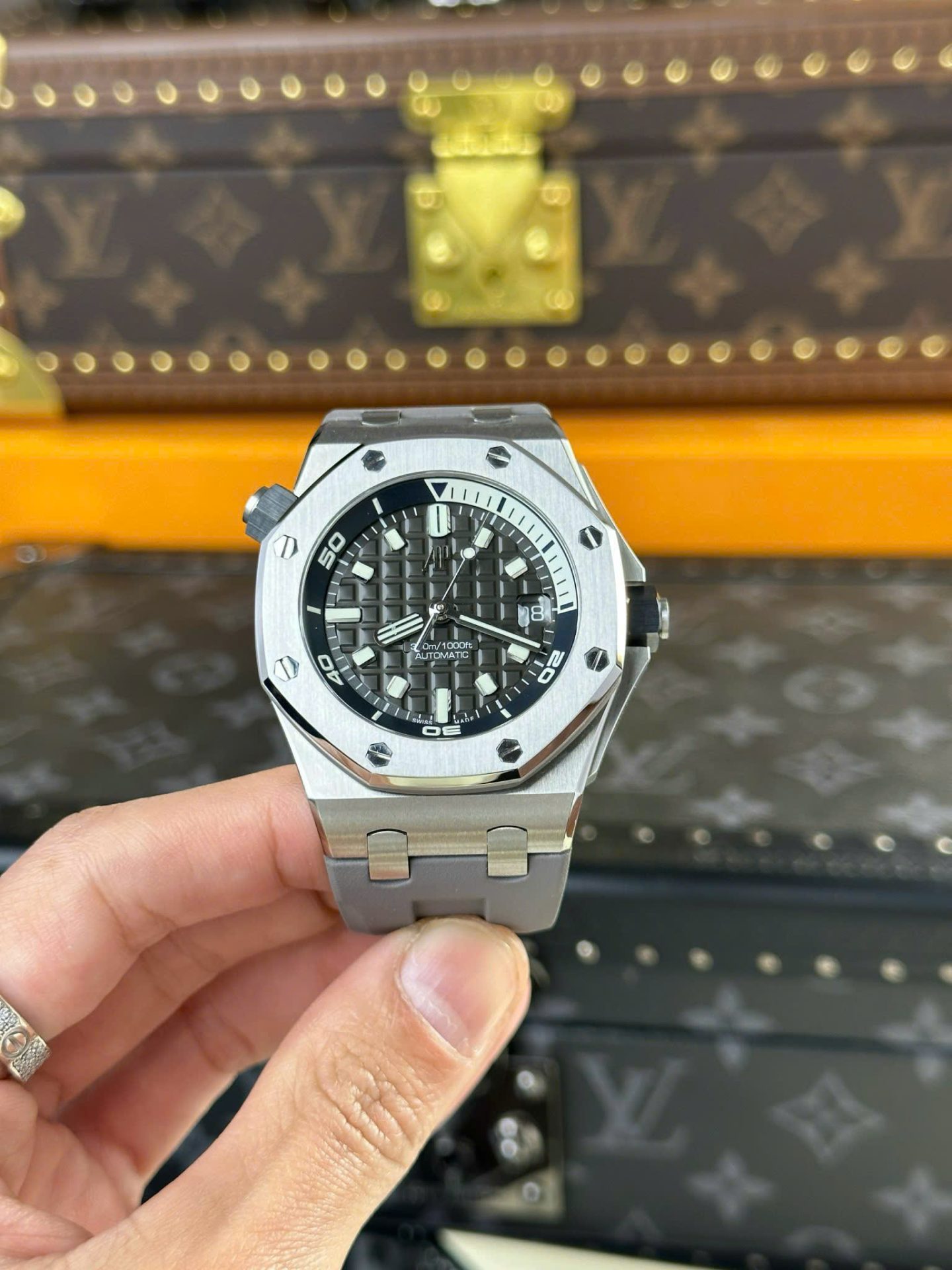 Audemars Piguet Knock Off Watches Royal Oak Offshore 15720 Black Dial APS Factory 42mm