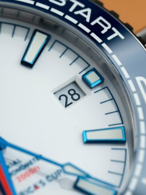 Omega Seamaster Planet Ocean 600M Replica Watches White Dial Rubber Strap VS Factory 43,5mm - Image 8