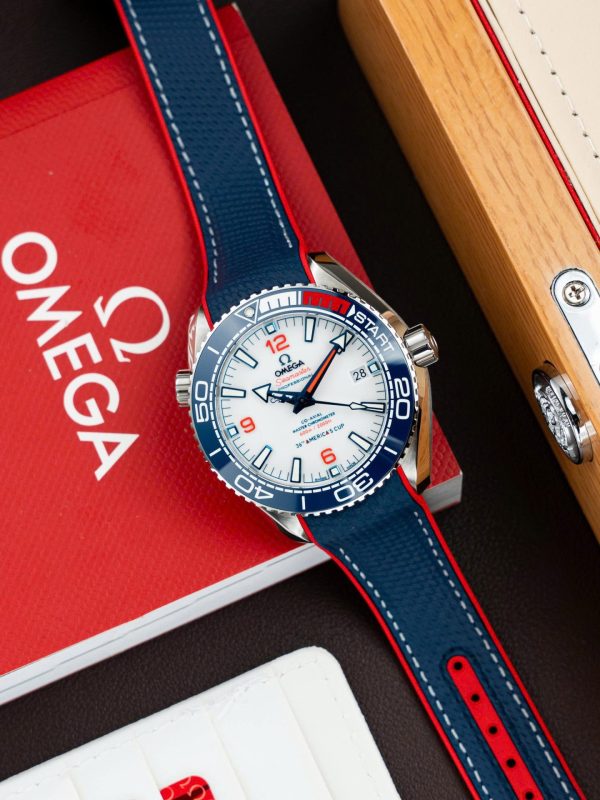 Omega Seamaster Planet Ocean 600M Replica Watches White Dial Rubber Strap VS Factory 43,5mm - Image 2