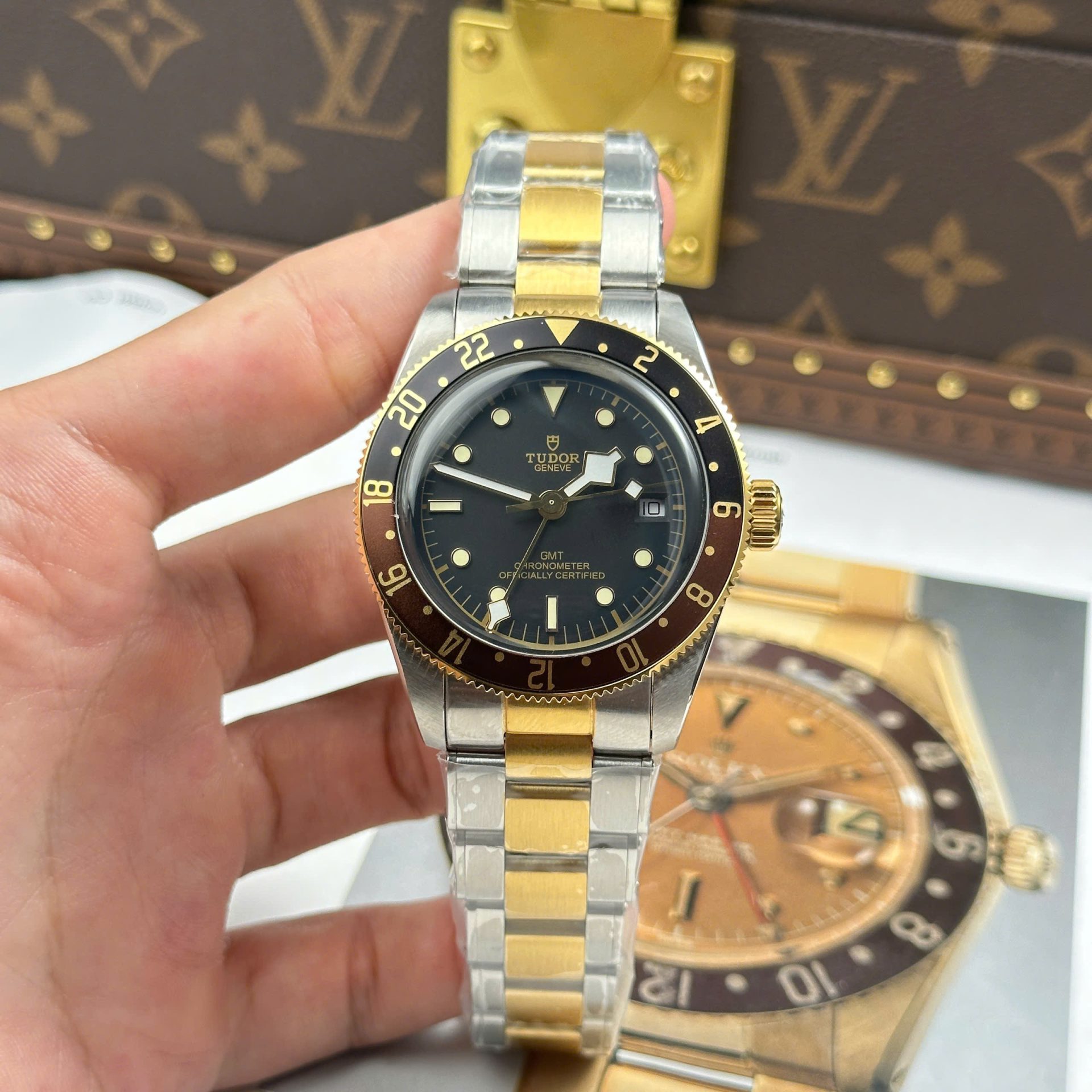 Tudor Replica Watches Black Bay GMT S&G M79833MN Black Dial Metal Strap ZF Factory 41mm