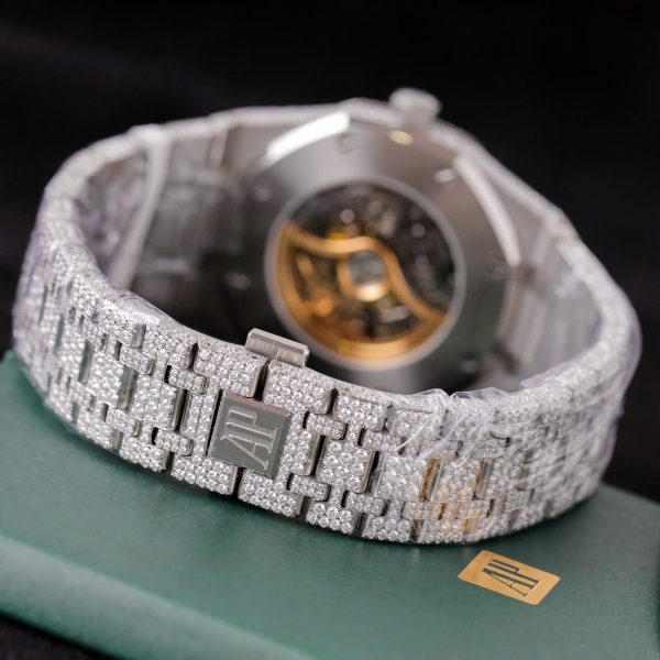 Audemars Piguet Royal Oak 15407 Custom Full Moissanite Diamonds Hong Kong 41mm - Image 11