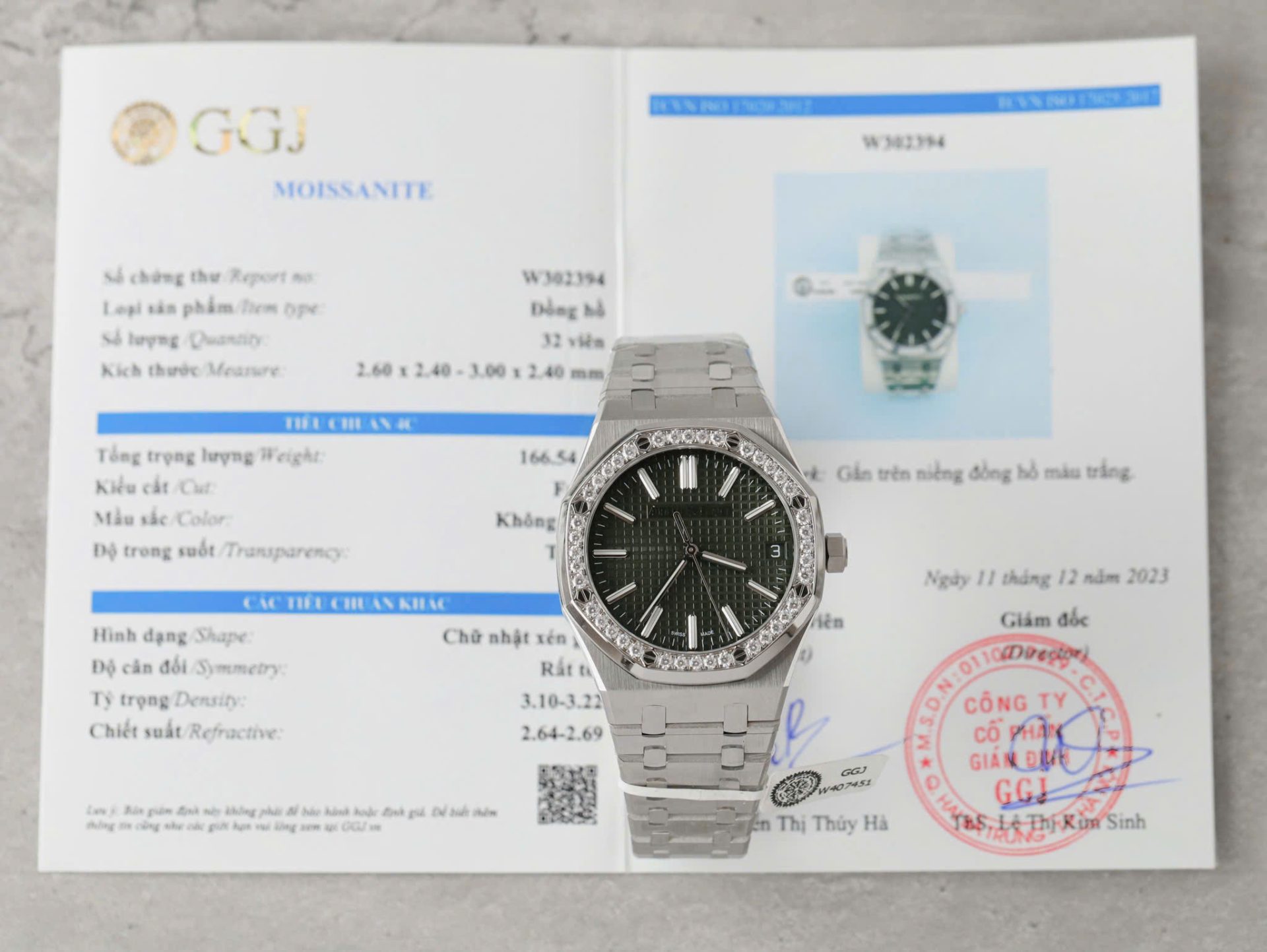 Audemars Piguet Royal Oak 15510ST Imitation Watches Green Dial Bezel Moissanite Diamonds 41mm