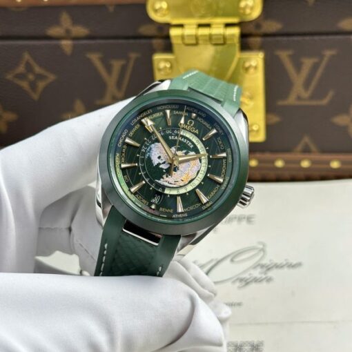 Omega Aqua Terra Worldtimer Imitation Fake Watches Green Dial Rubber Strap VS Factory 43mm - Image 5