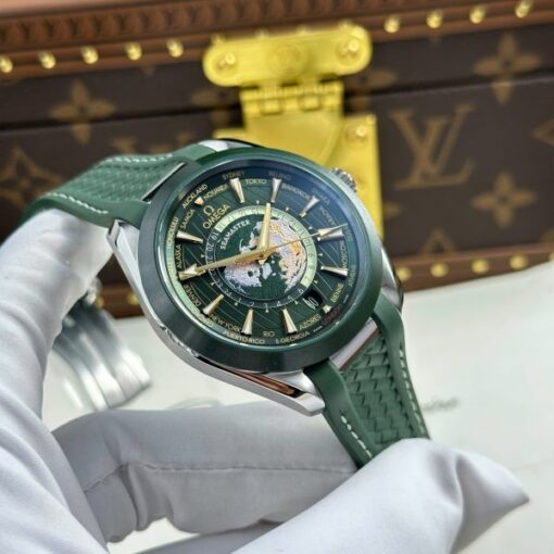 Omega Aqua Terra Worldtimer Imitation Fake Watches Green Dial Rubber Strap VS Factory 43mm - Image 4