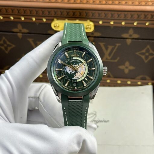 Omega Aqua Terra Worldtimer Imitation Fake Watches Green Dial Rubber Strap VS Factory 43mm - Image 3