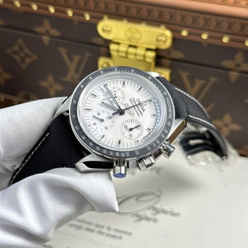 Omega Luxury Fake Watches Speedmaster Apollo 13 Silver Snoopy Manual Winding OM Factory 42mm - Image 5