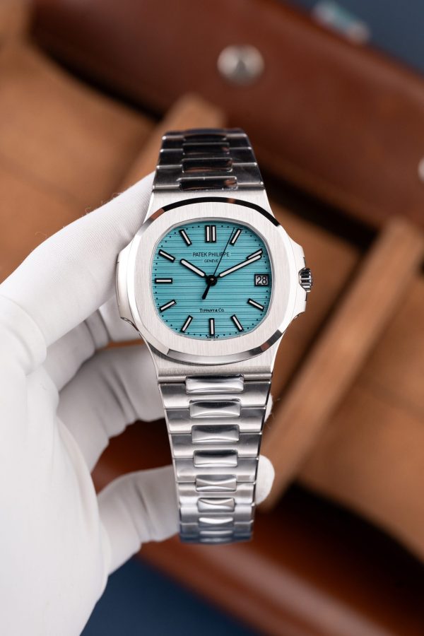 Patek Philippe Nautilus 5711 Tiffany Dial Metal Wire Imitation Watches BBF Factory 40mm - Image 2