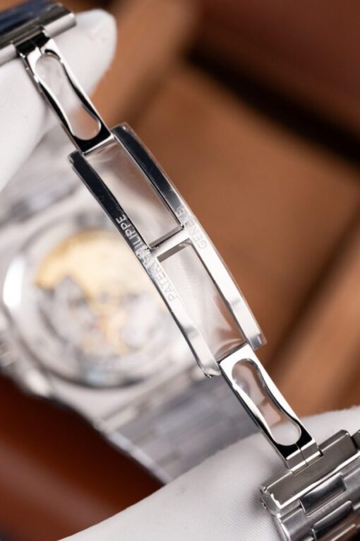 Patek Philippe Nautilus 5711 Tiffany Dial Metal Wire Imitation Watches BBF Factory 40mm - Image 12