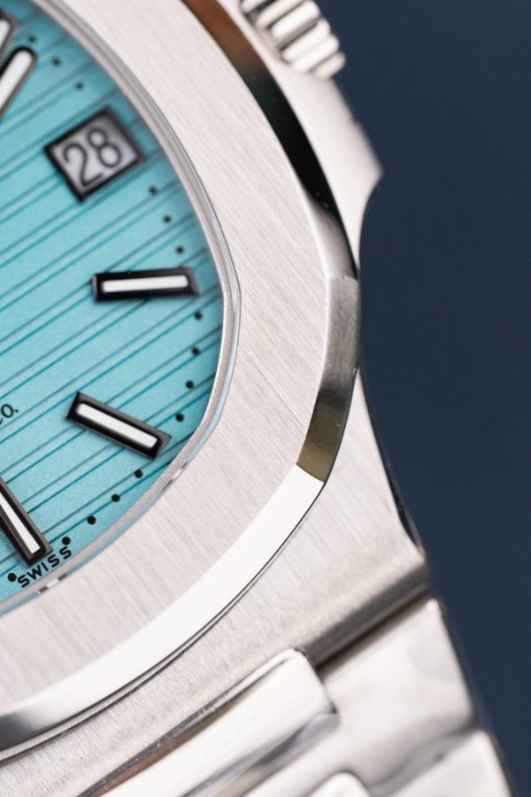 Patek Philippe Nautilus 5711 Tiffany Dial Metal Wire Imitation Watches BBF Factory 40mm - Image 8