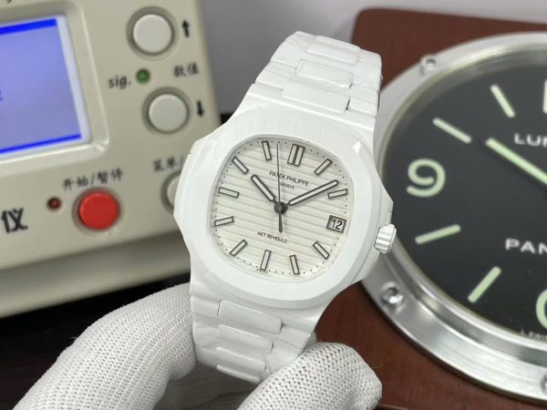 Patek Philippe Luxury Replica Watches Nautilus 5711 White Ceramic Best Quality 40mm - Image 4