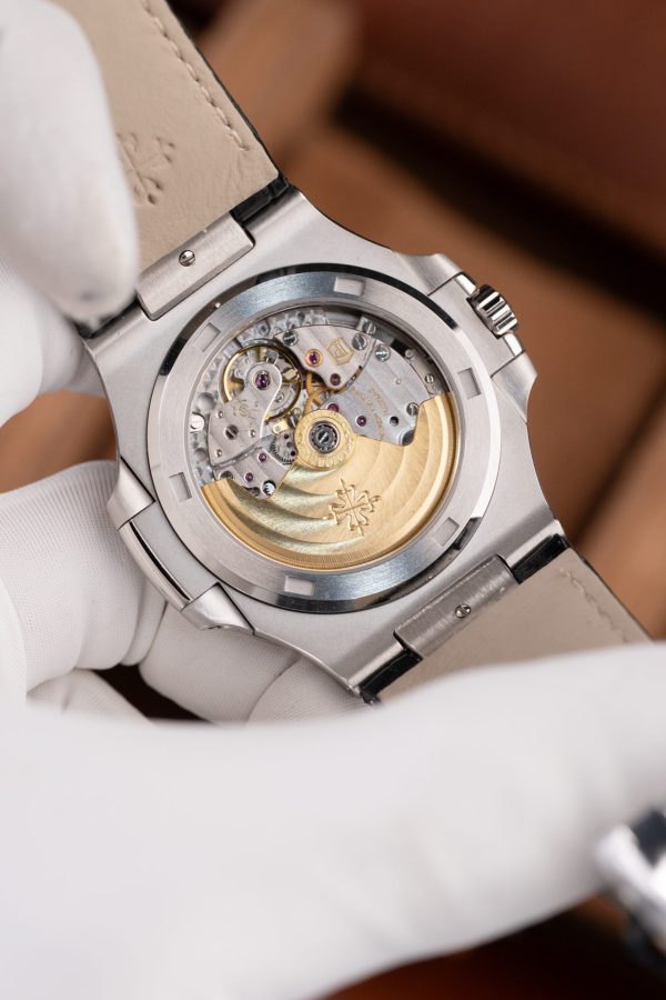 Patek Philippe Nautilus 5711 Luxury Fake Watches Gray Dial Leather Strap BBF Factory 40mm - Image 10