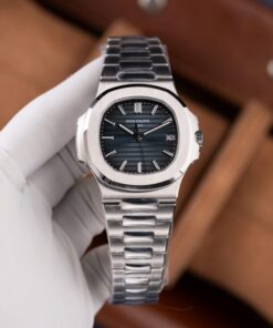 Alternative view of Patek Philippe Nautilus 5711 Replica Watches Blue Dial Metal Wire BBF Factory 40mm