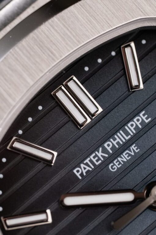 Patek Philippe Nautilus 5711 Replica Watches Blue Dial Metal Wire BBF Factory 40mm - Image 6