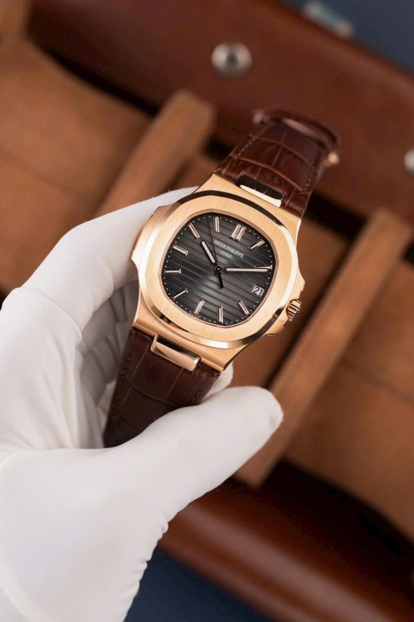 Patek Philippe Nautilus 5711R Best Fake Watches Gray Dial Leather Strap BBF Factory 40mm - Image 2