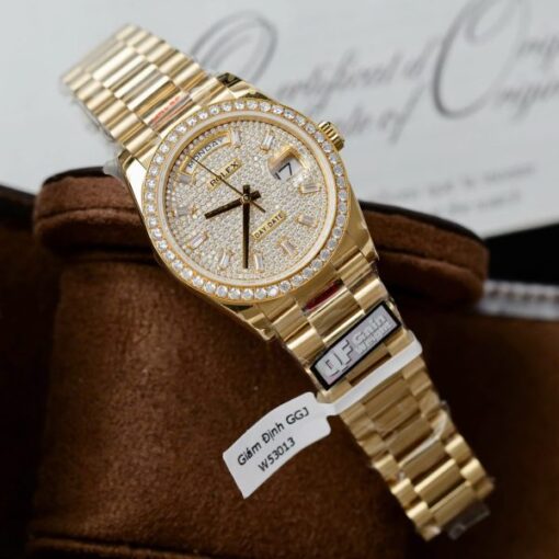 Rolex Day-Date Copies Watches 18K Gold Wrapped + Moissanite Diamonds QF Factory 36mm - Image 4