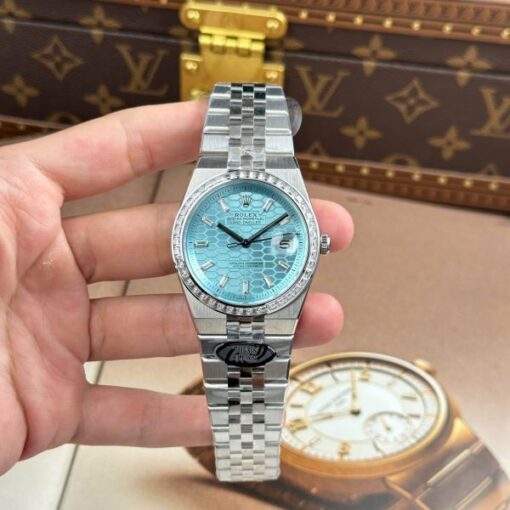 Rolex Land-Dweller 127336 Ice Blue Dial Honeycomb Pattern Replica Watches Diamonds CZ Baguette Custom 40mm - Image 2