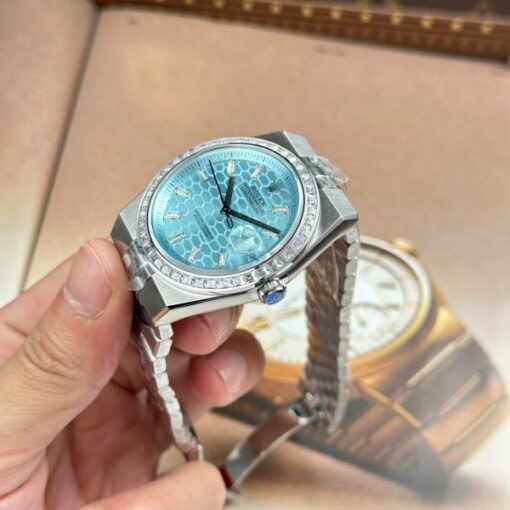 Rolex Land-Dweller 127336 Ice Blue Dial Honeycomb Pattern Replica Watches Diamonds CZ Baguette Custom 40mm - Image 5