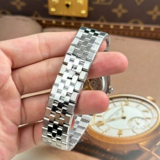 Rolex Land-Dweller 127336 Ice Blue Dial Honeycomb Pattern Replica Watches Diamonds CZ Baguette Custom 40mm - Image 11