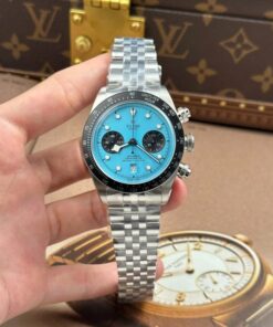 Alternative view of Tudor Black Bay Chronograph Best Copies Watches Tiffany Dial Metal Wire ZF Factory 41mm