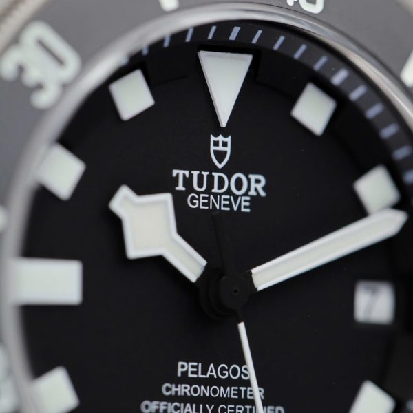 Tudor Pelagos 25600TN Imitation Watches Black Dial Automatic Movement VS Factory 42mm - Image 7