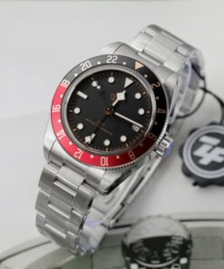 Alternative view of Tudor Luxury Imitation Watches Black Bay GMT Men’s Black Dial Metal Strap ZF Factory 39mm