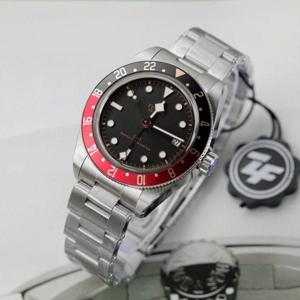 Tudor Luxury Imitation Watches Black Bay GMT Men’s Black Dial Metal Strap ZF Factory 39mm - Image 2