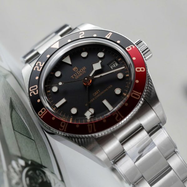 Tudor Luxury Imitation Watches Black Bay GMT Men’s Black Dial Metal Strap ZF Factory 39mm - Image 4