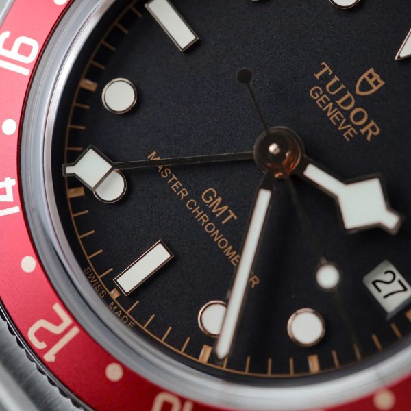 Tudor Luxury Imitation Watches Black Bay GMT Men’s Black Dial Metal Strap ZF Factory 39mm - Image 6
