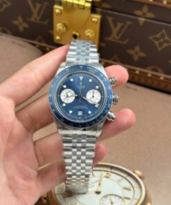 Alternative view of Tudor Black Bay Chronograph Replica Watches Blue Dial Metal Wire ZF Factory 41mm