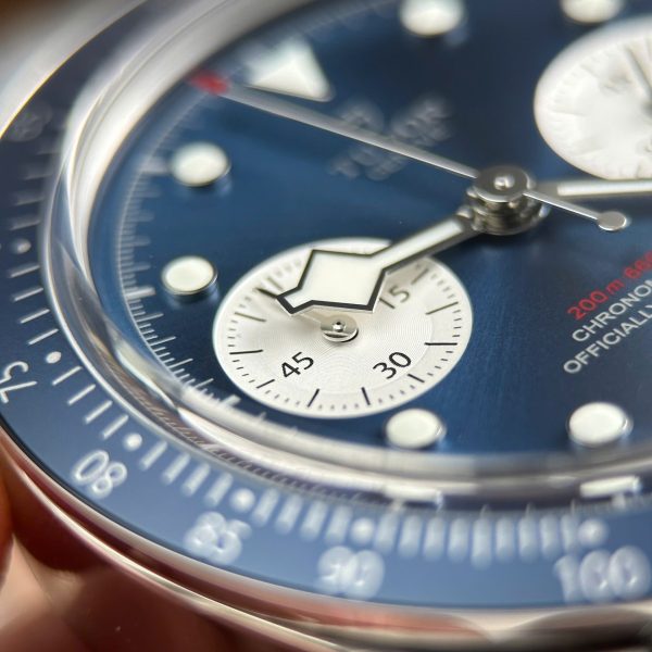 Tudor Black Bay Chronograph Replica Watches Blue Dial Metal Wire ZF Factory 41mm - Image 7