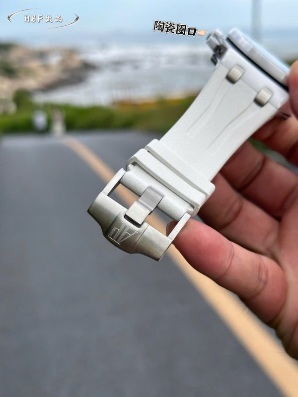Audemars Piguet Replica Watches Royal Oak Offshore Chronograph 26402CB White Ceramic Rubber Strap 44mm - Image 7