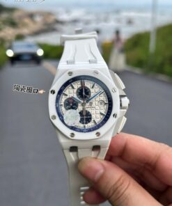 Alternative view of Audemars Piguet Replica Watches Royal Oak Offshore Chronograph 26402CB White Ceramic Rubber Strap 44mm