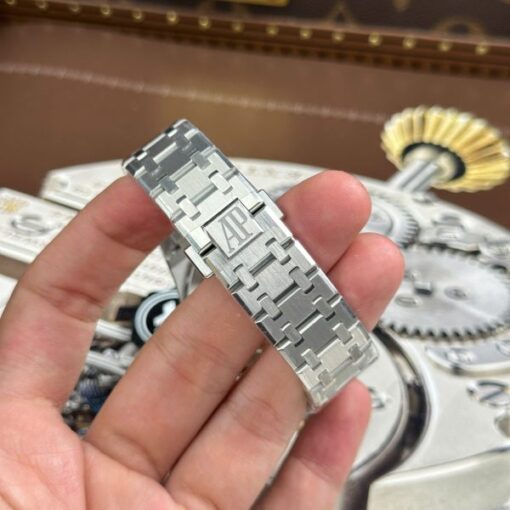 Audemars Piguet Royal Oak 15450 Replica Watches Blue Dial Automatic Movement ZF Factory 37mm - Image 15