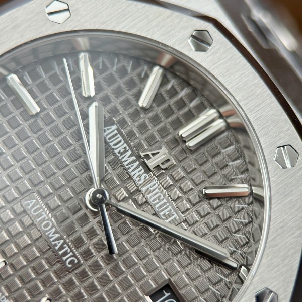 Audemars Piguet Royal Oak 15450 Imitation Watches Gray Dial Automatic Movement ZF Factory 37mm - Image 6