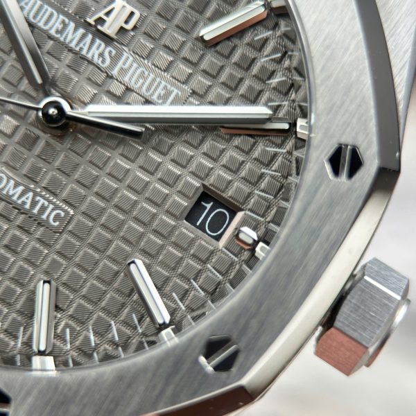 Audemars Piguet Royal Oak 15450 Imitation Watches Gray Dial Automatic Movement ZF Factory 37mm - Image 7