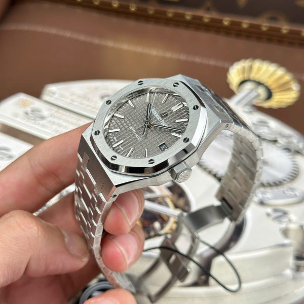 Audemars Piguet Royal Oak 15450 Imitation Watches Gray Dial Automatic Movement ZF Factory 37mm - Image 10