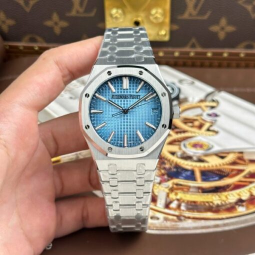 Audemars Piguet Royal Oak 15510BC Replica Watches Ice Blue Automatic Movement ZF Factory 41mm - Image 2