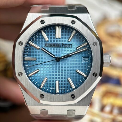 Audemars Piguet Royal Oak 15510BC Replica Watches Ice Blue Automatic Movement ZF Factory 41mm - Image 3