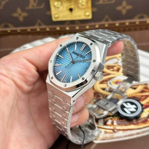 Audemars Piguet Royal Oak 15510BC Replica Watches Ice Blue Automatic Movement ZF Factory 41mm - Image 9