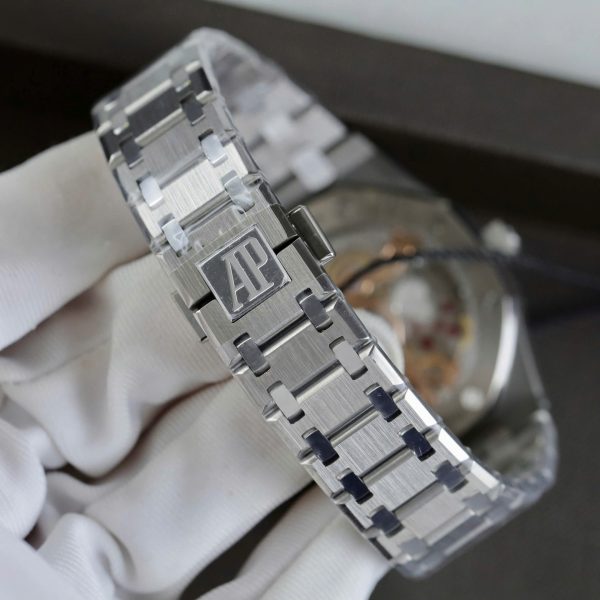 Audemars Piguet Royal Oak Extra-thin Jumbo 16202 Replica Watches Smoked Burgundy Dial ZF Factory 39mm - Image 11