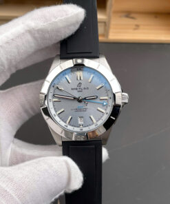 Breitling Chronomat P32398101C1S1 Replica Watches Gray Dial Rubber Strap 40mm